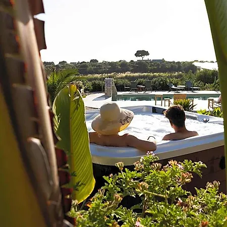 Luxe tent Ciriga Sicily Glamping 5*